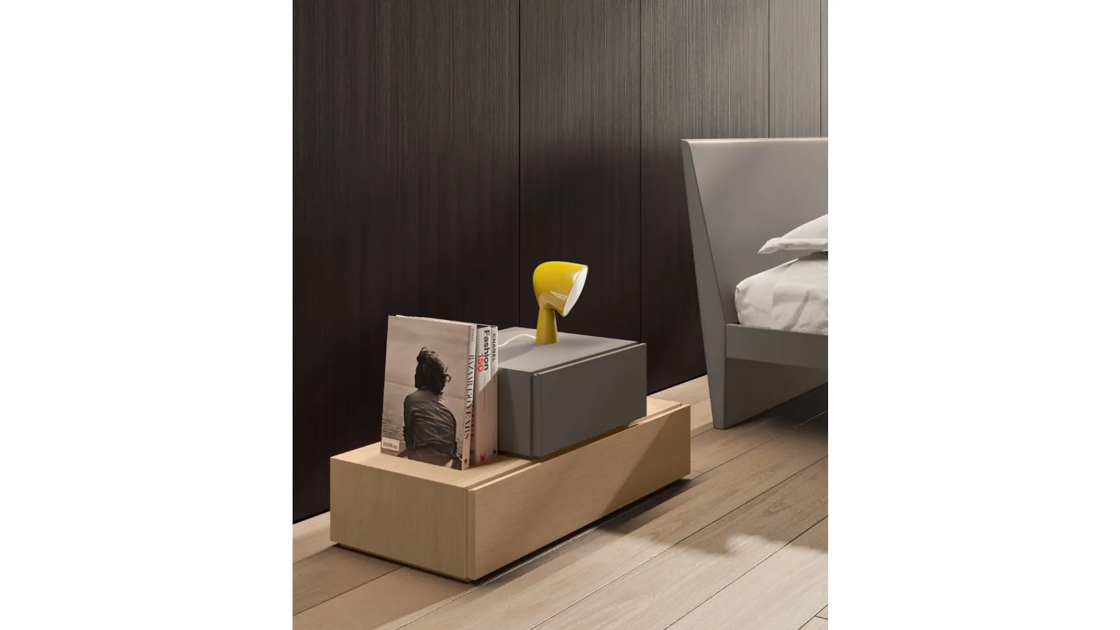 Comodino formato da 1 cassettone in Rovere e 1 cassetto laccato, Gruppo Compongo di Orme