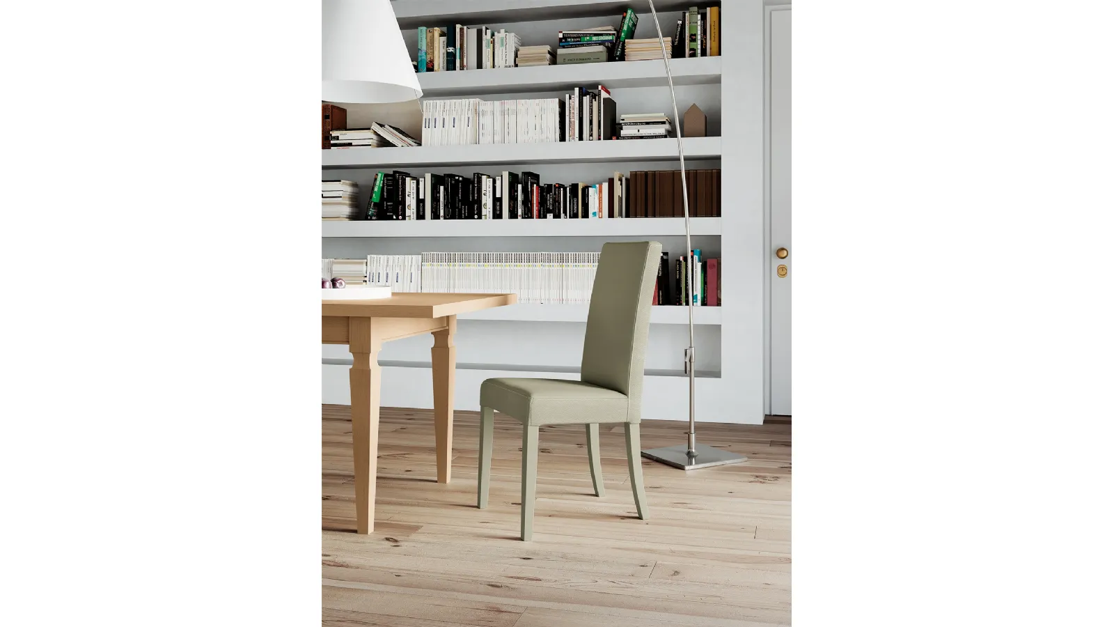 Sedia Carmen con seduta imbottita e rivestita in ecopelle e struttura in legno laccato di Arredo3