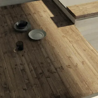 Tavolo Art 822 in legno di abete spazzolato di Fratelli Mirandola