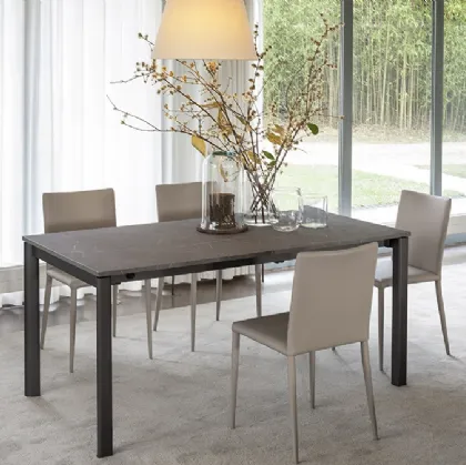 Tavolo allungabile con top in ceramica Compasso di Altacom