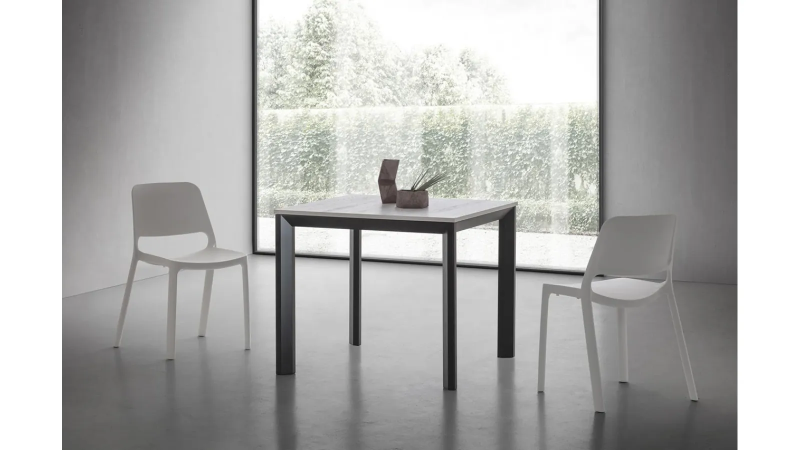Tavolo con gambe in alluminio e piano in laminato Ricky Super Quadrato di La Primavera